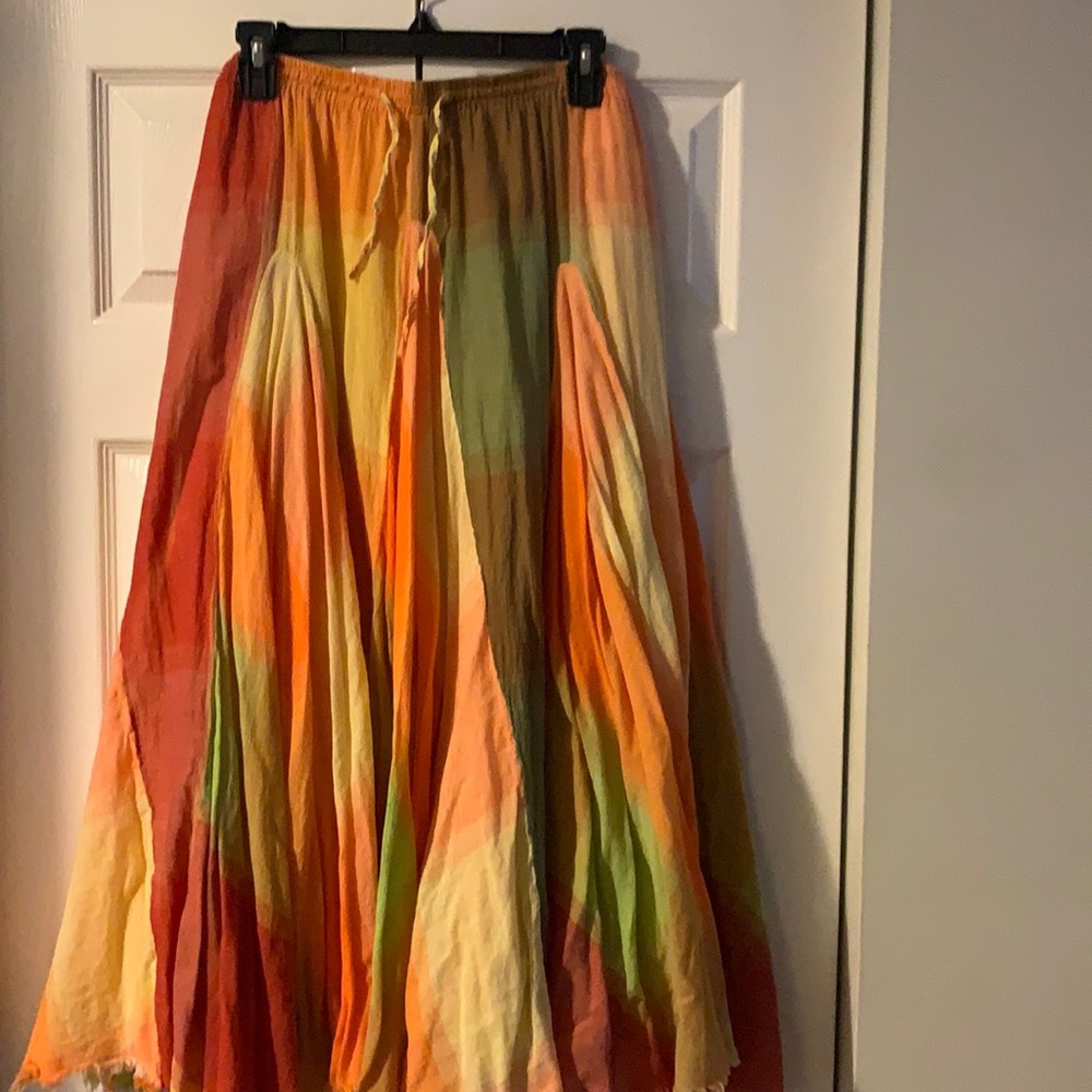 Beautiful light lined flowing skirt